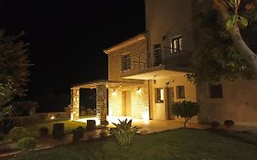 Seaside Retreat House